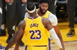 爱游戏登录入口 -包含转折点！国际米兰绝杀压哨，意大利杯今夜攻防权衡，悬念犹存，临场指挥获称赞的词条