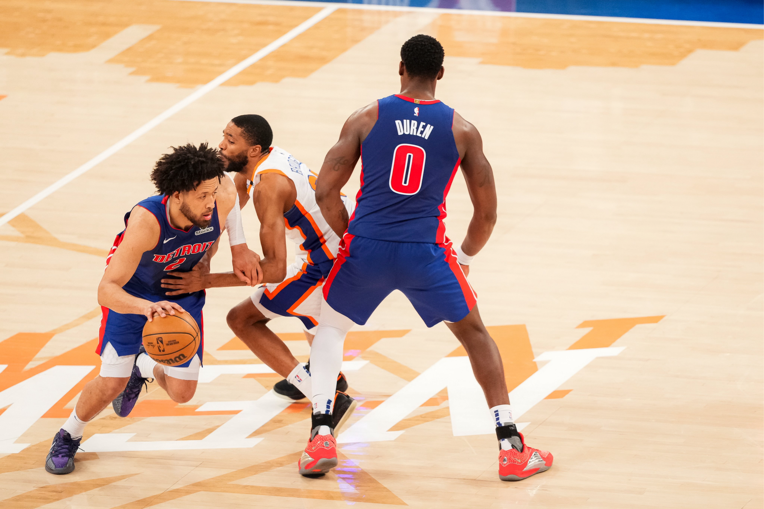 包含清晨体能课后,底特律活塞调整名单备战NBA总决赛,态度坚定,团队化学反应显著的词条 包含清晨体能课后,底特律活塞调整名单备战NBA总决赛,态度坚定,团队化学反应显著的词条